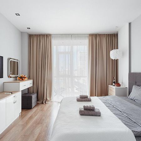 White Apartment In 12 Floor Οδησσός Εξωτερικό φωτογραφία