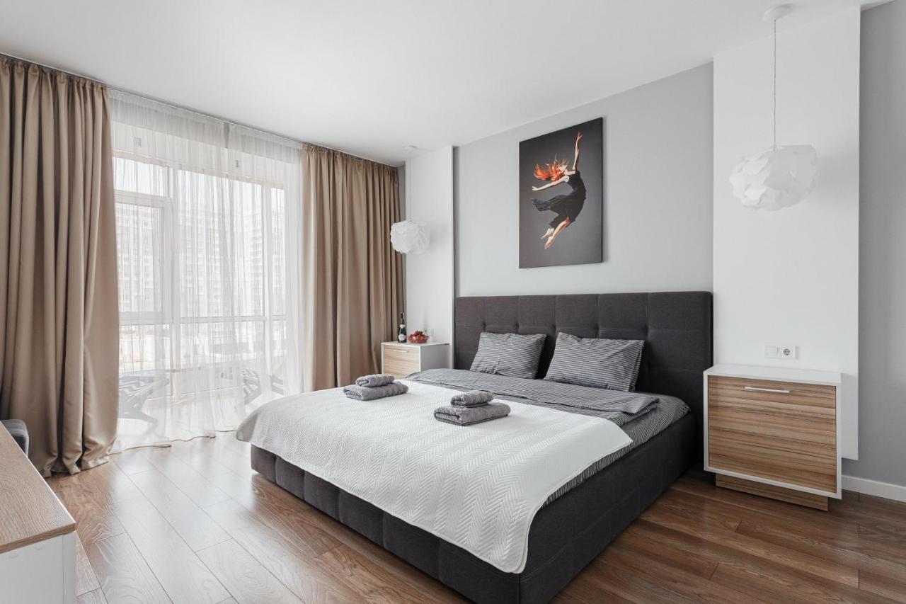 White Apartment In 12 Floor Οδησσός Εξωτερικό φωτογραφία