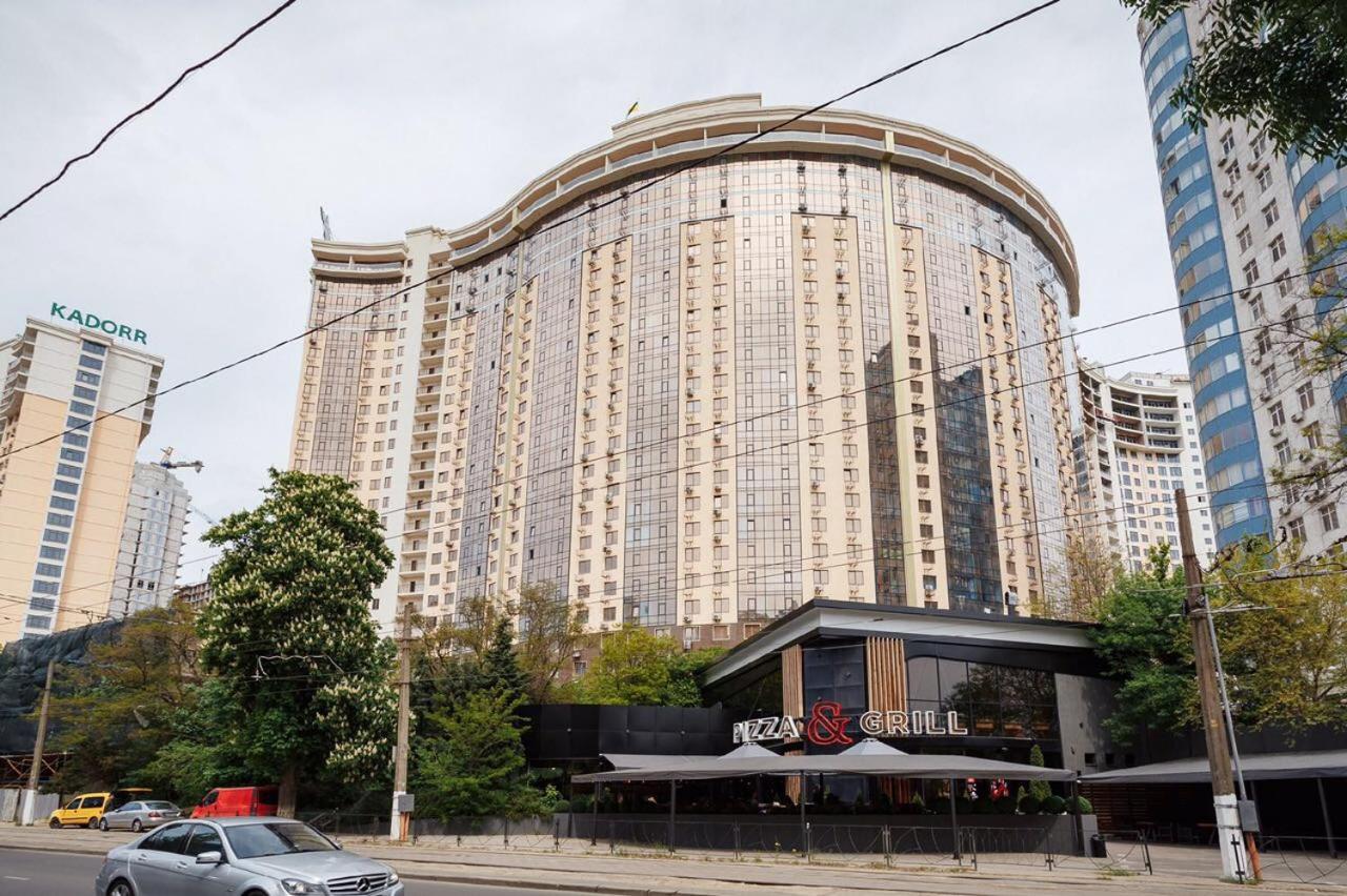 White Apartment In 12 Floor Οδησσός Εξωτερικό φωτογραφία