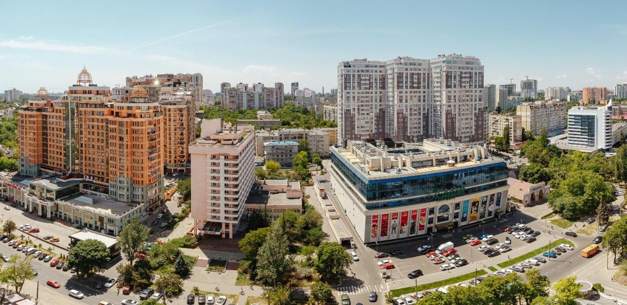 White Apartment In 12 Floor Οδησσός Εξωτερικό φωτογραφία